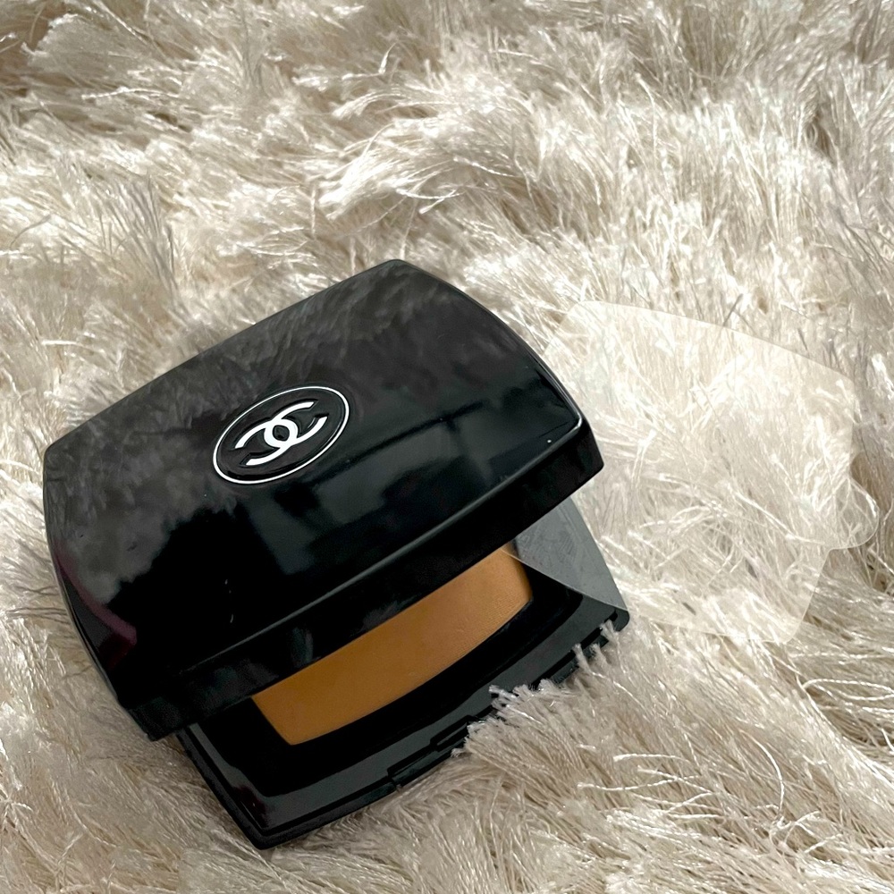 POUDRE UNIVERSELLE COMPACTE NATURAL FINISH PRESSED POWDER 30 Naturel